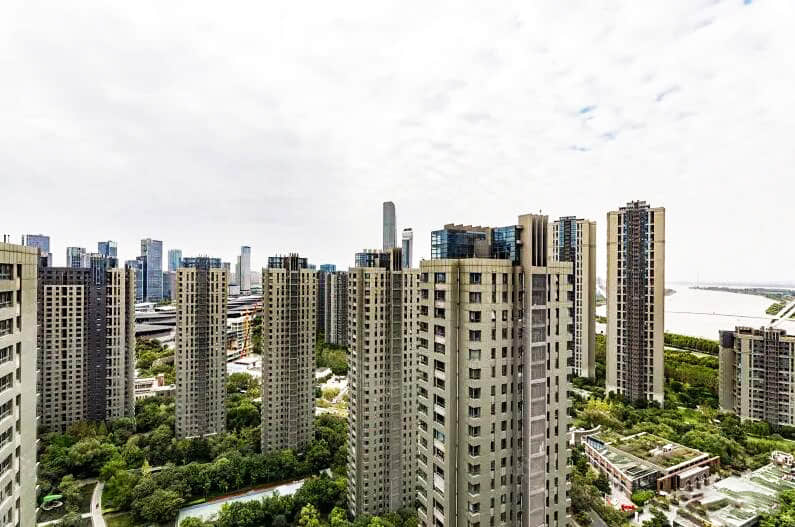 南京建鄴區仁恒江灣城二期電梯機房減震降噪樓盤